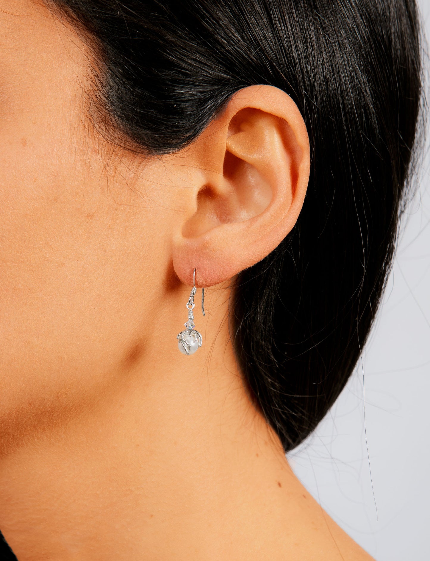 Boucles d'Oreilles Corail Couronne avec Perle Blanche Swarovski